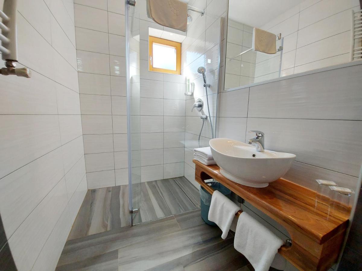 Bed and Breakfast Plitvice Etno House II Jezerce Exterior foto
