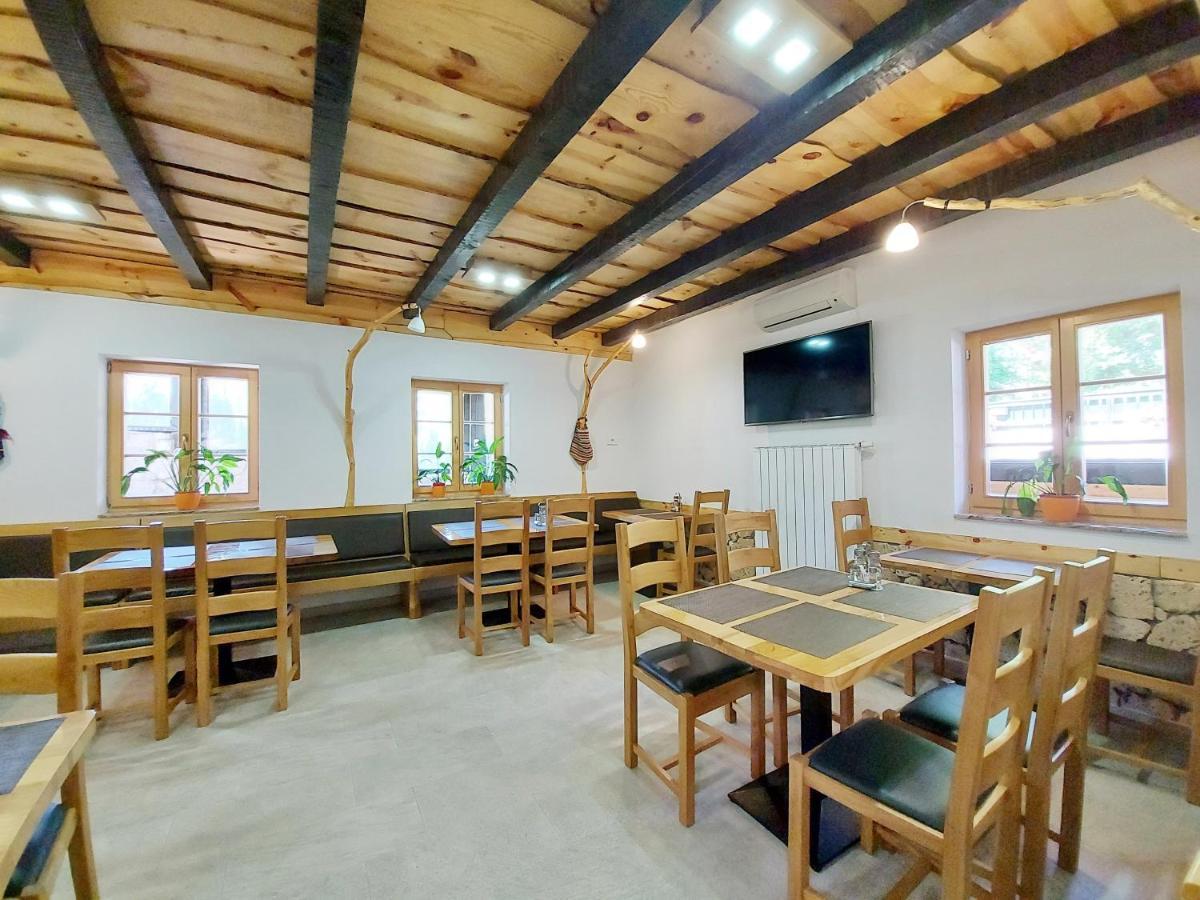 Bed and Breakfast Plitvice Etno House II Jezerce Exterior foto